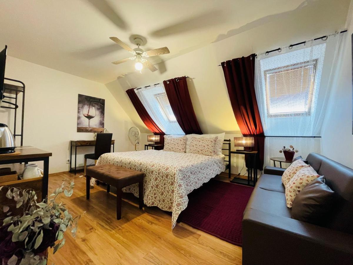 Hotel Marcincak*** Mikulov Eksteriør bilde